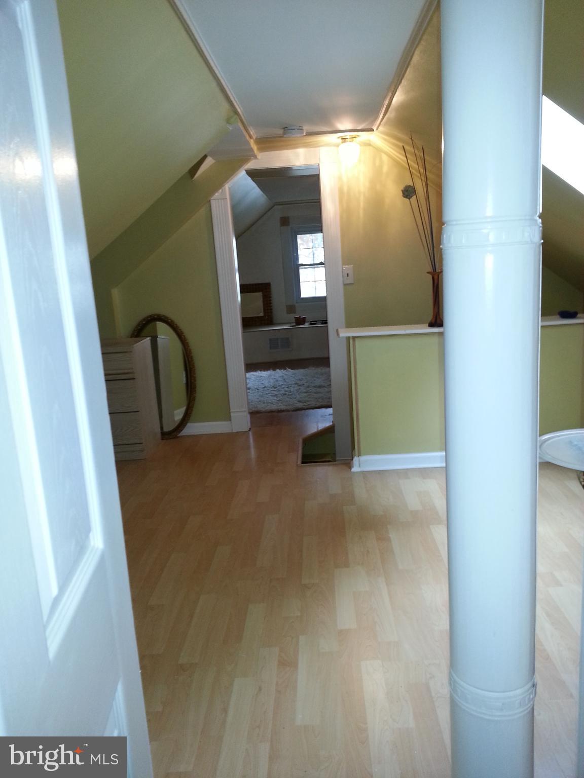 2063 Woodford Road Vienna, VA 22182 - Photo 23 of 26 upstairs loft