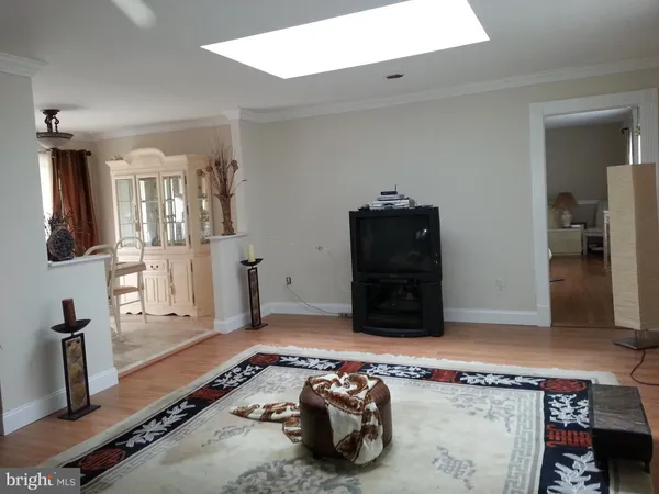 $995,900 | 2063 Woodford Road, Vienna, VA 22182