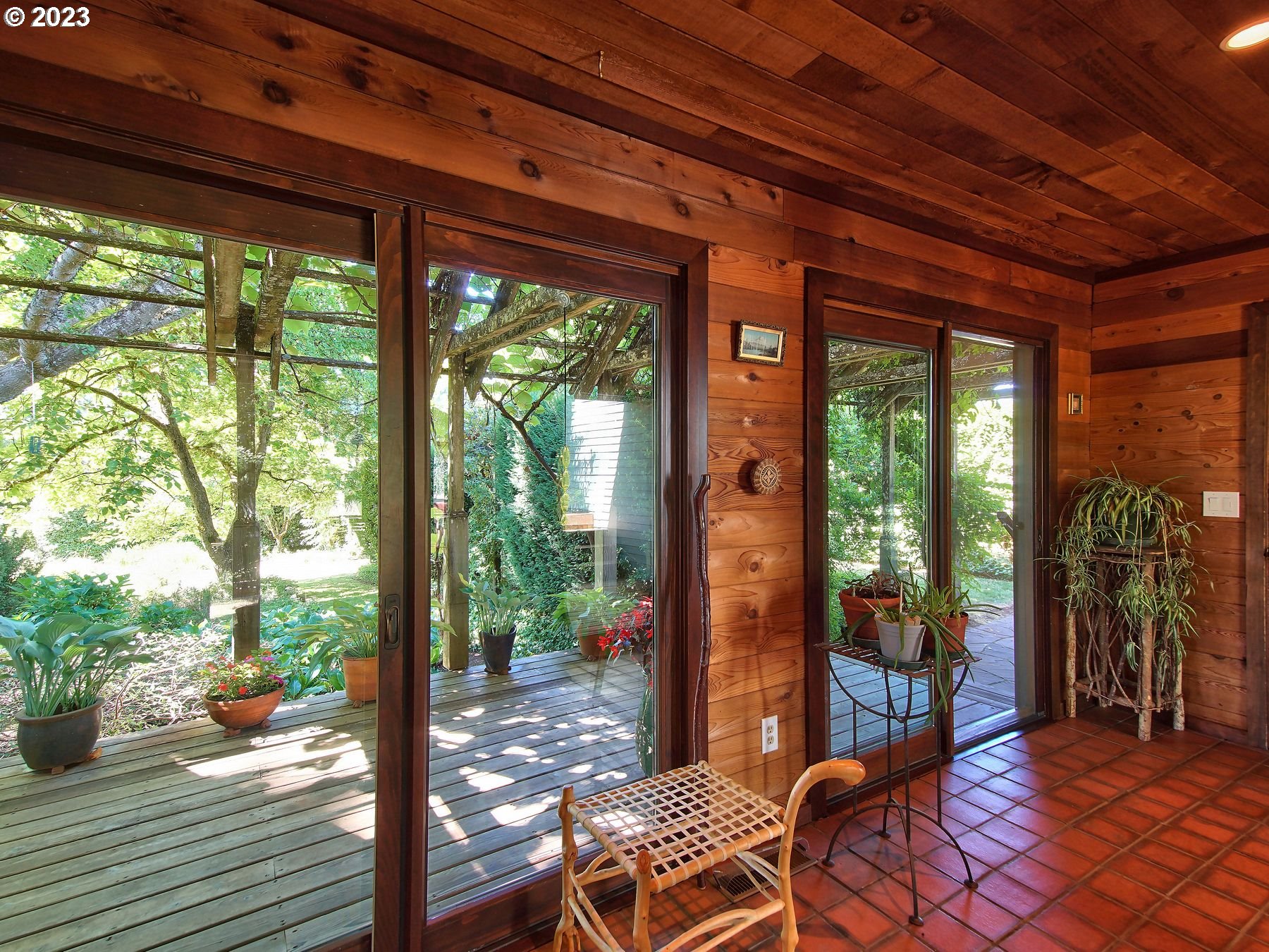 19105 Northeast Trunk Road Dundee, OR 97115 - Photo 7 of 48 Covered Porch