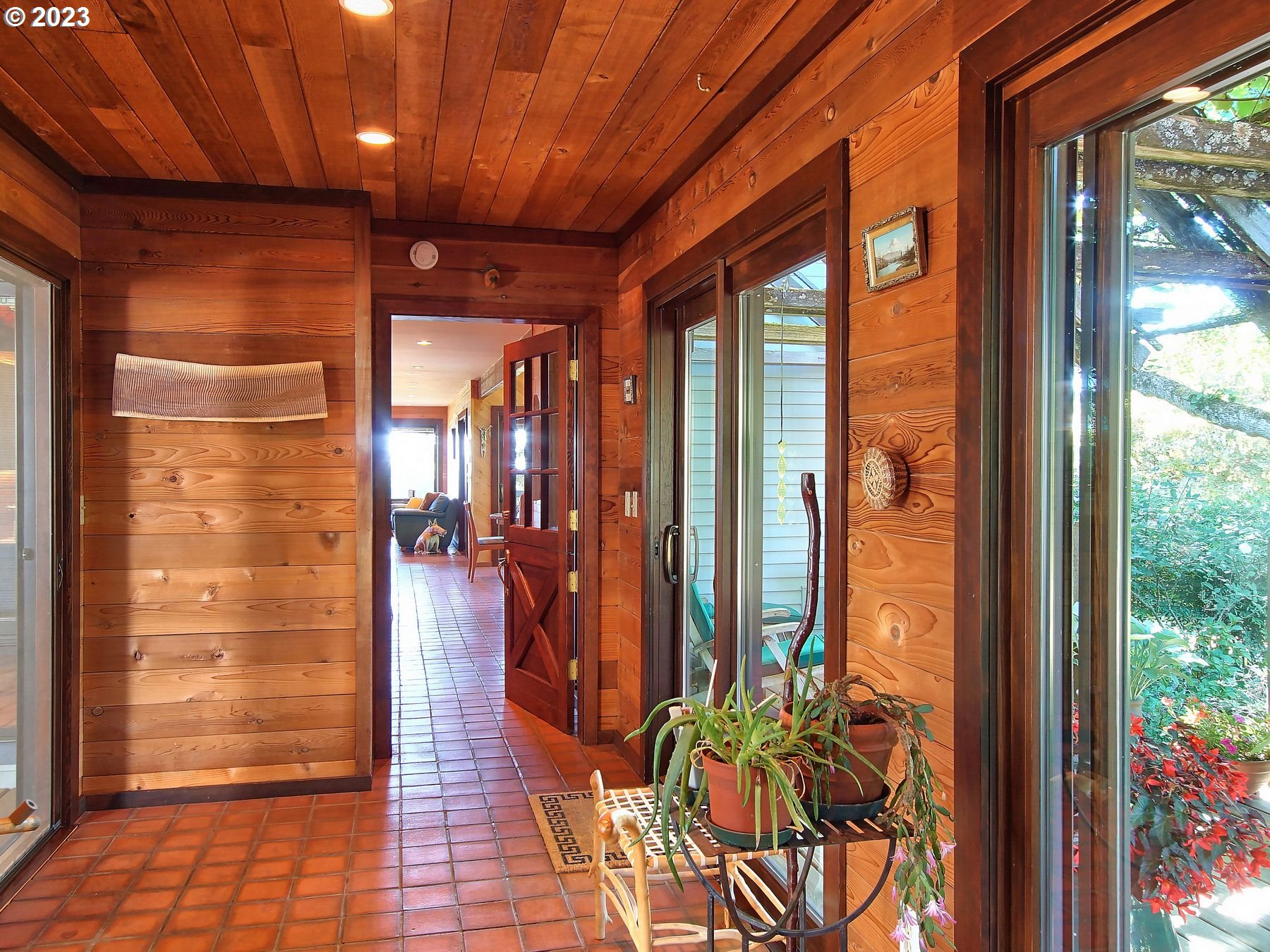 19105 Northeast Trunk Road Dundee, OR 97115 - Photo 8 of 48 Solarium