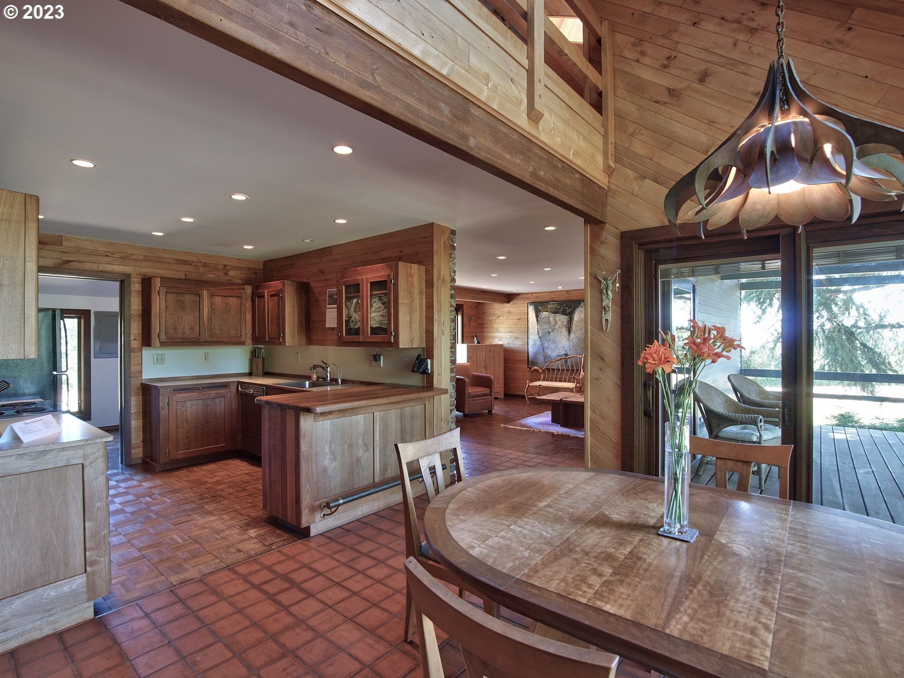 19105 Northeast Trunk Road Dundee, OR 97115 - Photo 10 of 48 Kitchen