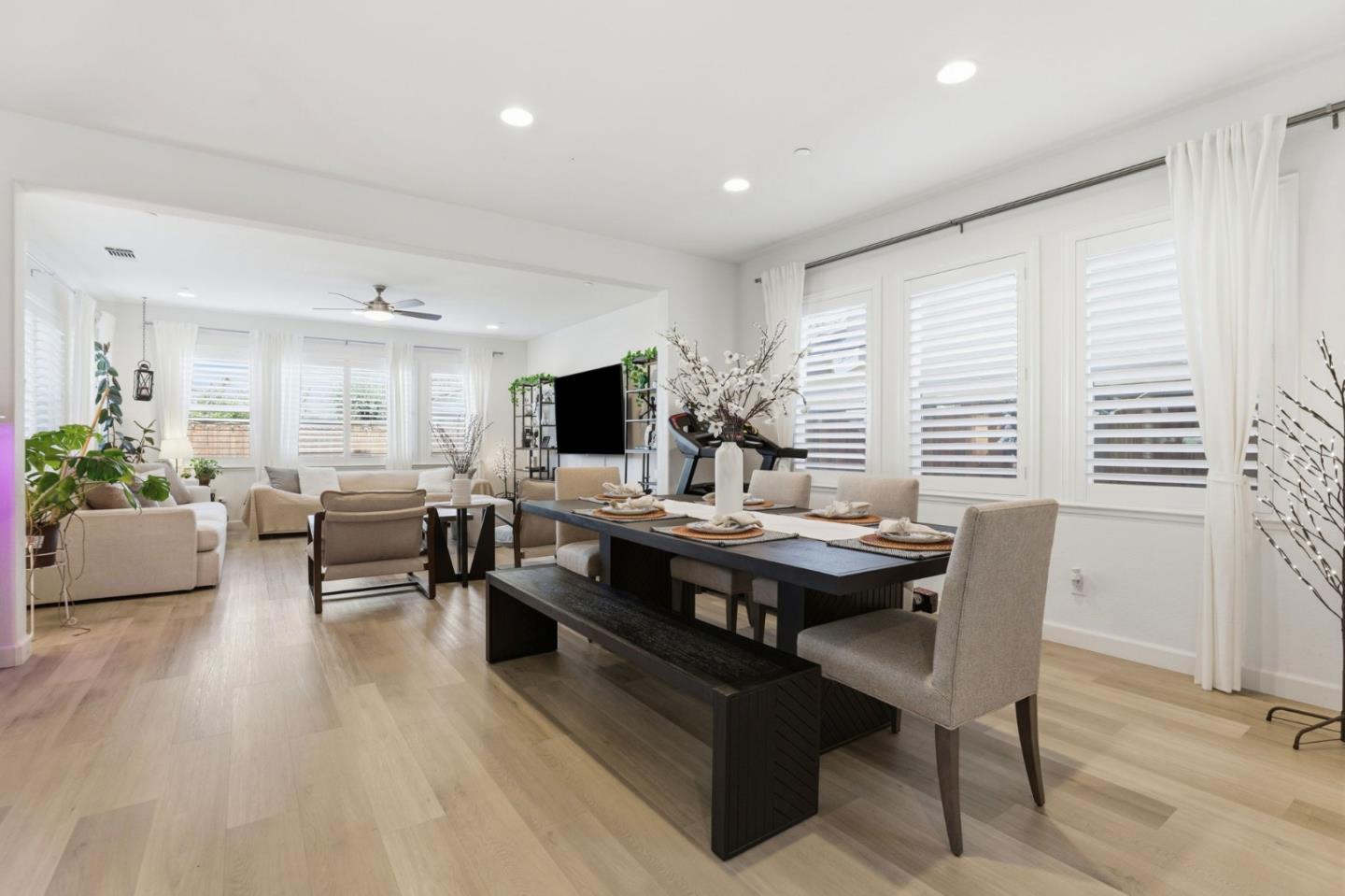 1017 Ruby Way Gilroy, CA 95020 - Photo 11 of 40