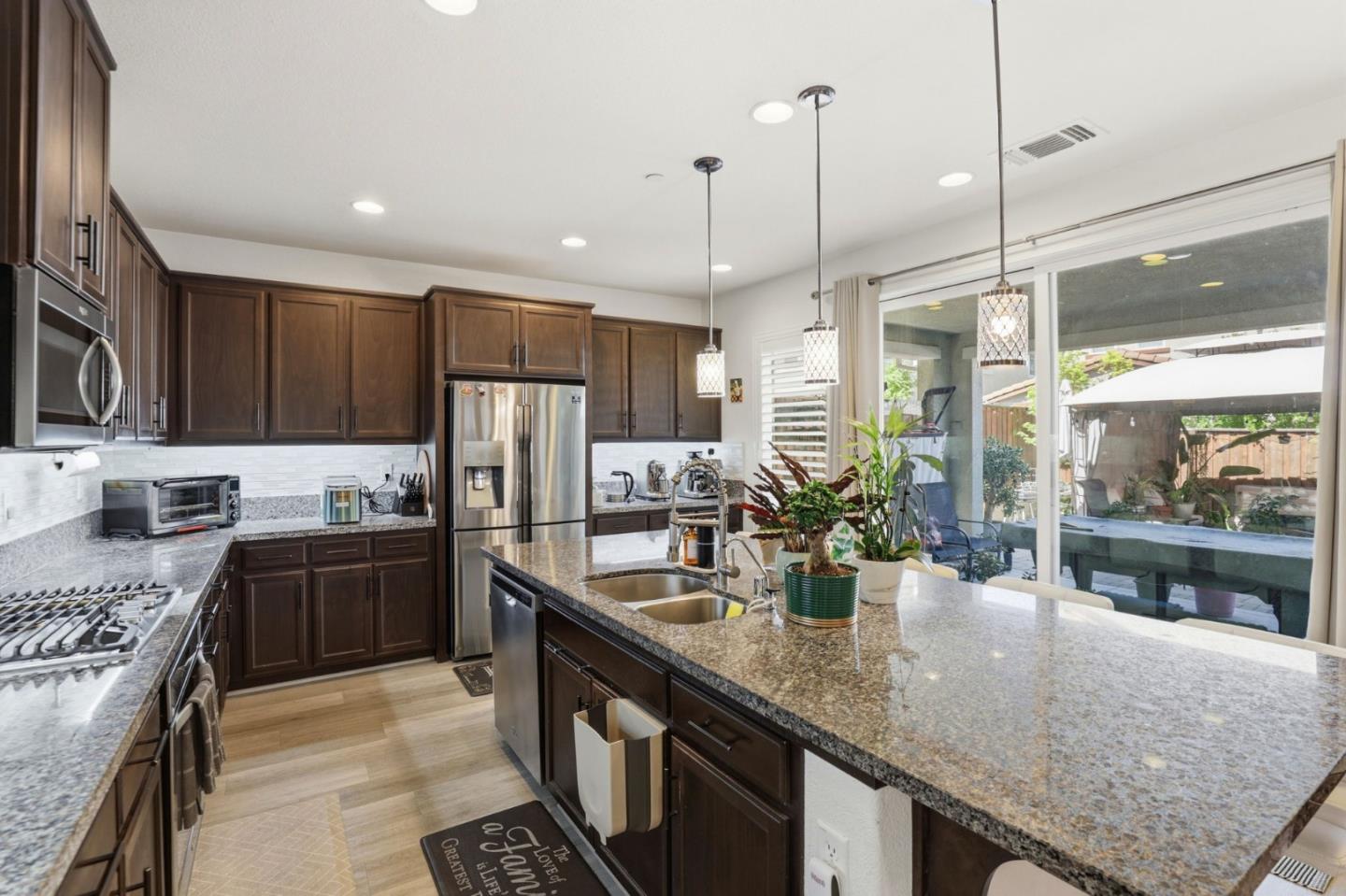 1017 Ruby Way Gilroy, CA 95020 - Photo 14 of 40