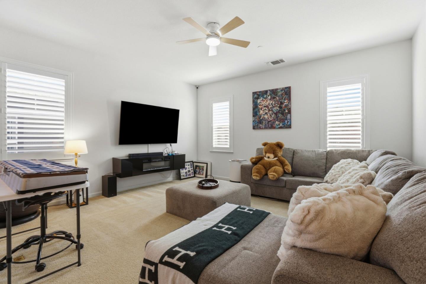 1017 Ruby Way Gilroy, CA 95020 - Photo 22 of 40