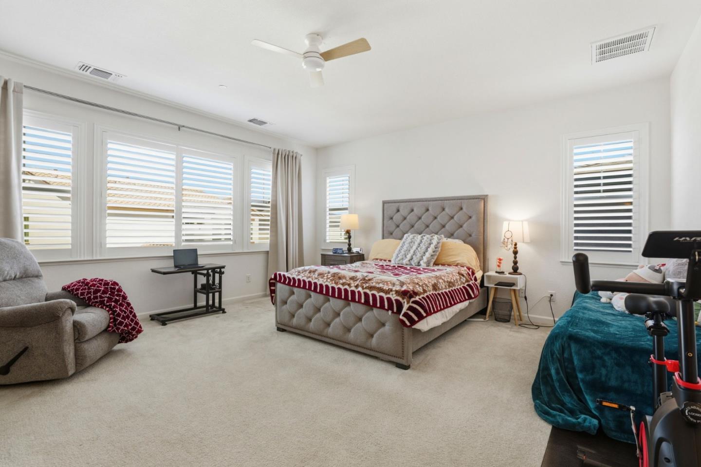 1017 Ruby Way Gilroy, CA 95020 - Photo 24 of 40