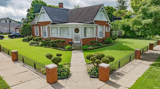 $224,900 | 27 North Edwards Street, Worthington, IN 47471