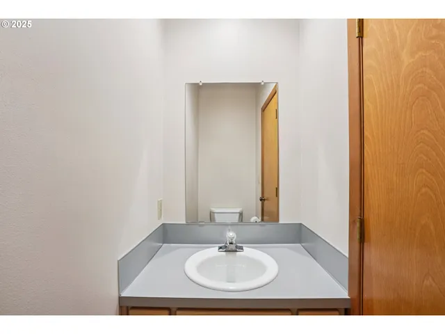 $885,000 | 1875 Northwest Doral Street, McMinnville, OR 97128