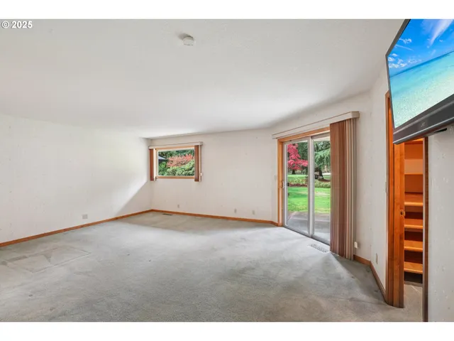 $885,000 | 1875 Northwest Doral Street, McMinnville, OR 97128