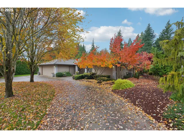 $885,000 | 1875 Northwest Doral Street, McMinnville, OR 97128