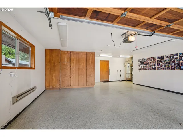 $885,000 | 1875 Northwest Doral Street, McMinnville, OR 97128