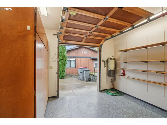 $885,000 | 1875 Northwest Doral Street, McMinnville, OR 97128