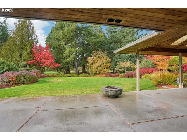 $885,000 | 1875 Northwest Doral Street, McMinnville, OR 97128