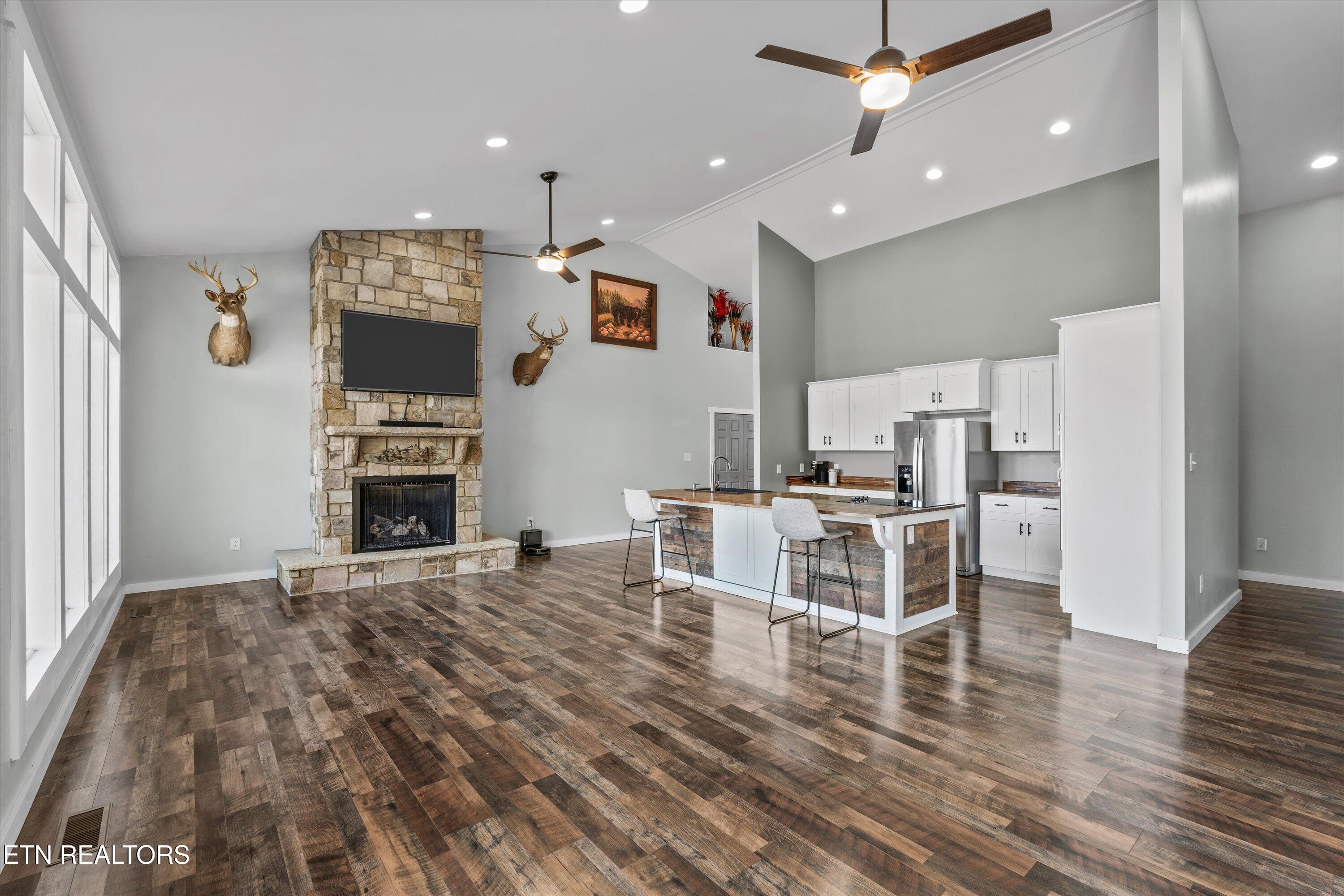 620 East Norris Point Road La Follette, TN 37766 - Photo 15 of 48 08-620 E Norris Point Rd-06