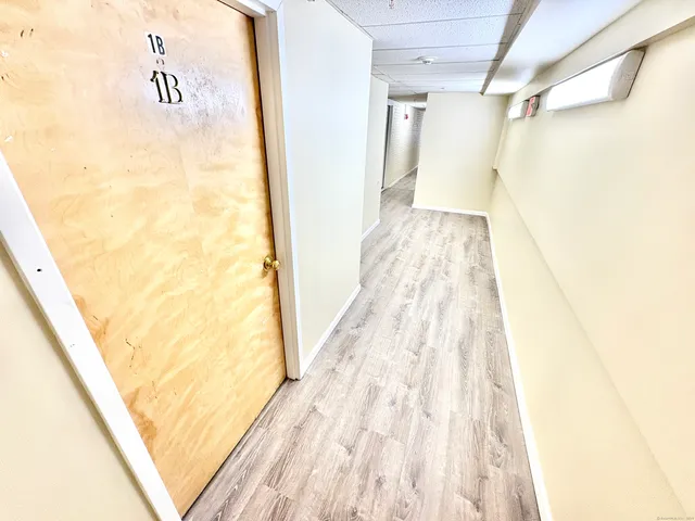 $1,000 | 135 West Main Street, Unit 1B, Waterbury, CT 06702