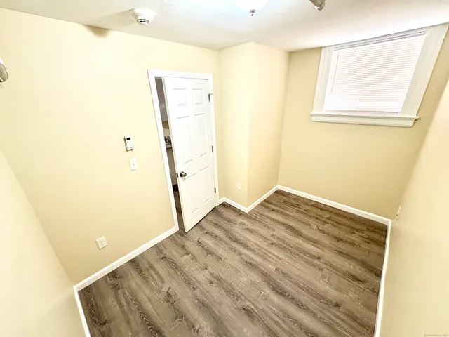 $1,000 | 135 West Main Street, Unit 1B, Waterbury, CT 06702