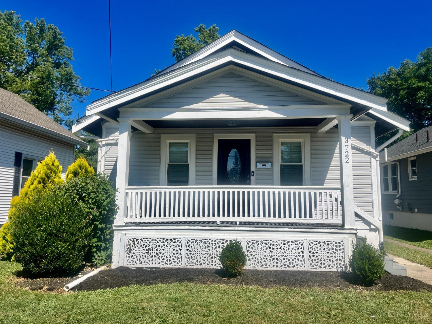 3722 Watterson Road Fairfax, OH 45227 - Photo 1 of 18