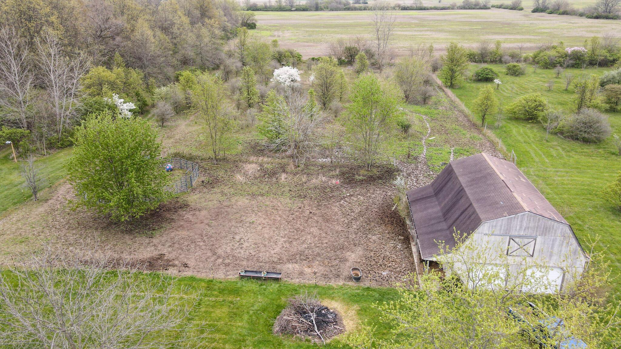 6926 Young Road Orient, OH 43146 - Photo 39 of 40 Barn View
