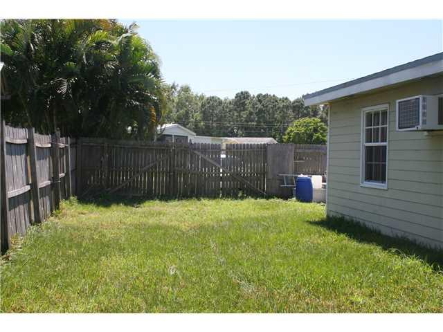 4499 Melodee Way Stuart, FL 34997 - Photo 19 of 21 Gallery Image 19