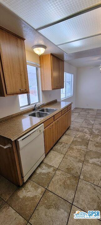 6870 Sunset Road Joshua Tree, CA 92252 - Photo 11 of 24 s12