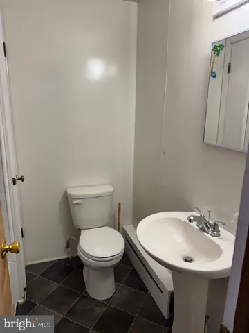 $1,250 | 252 West State Street, Quarryville, PA 17566