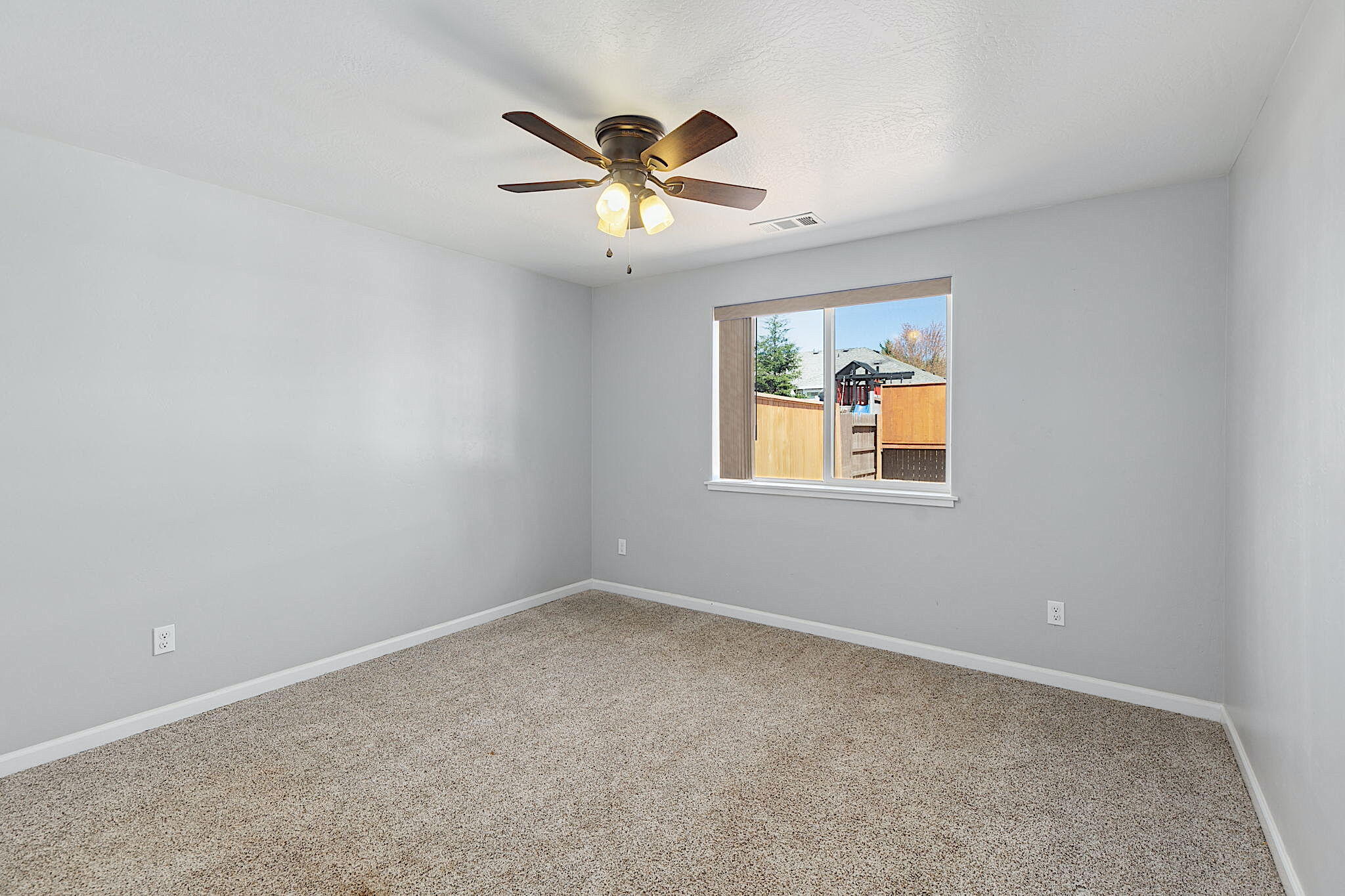 115 Tennessee View Cave Junction, OR 97523 - Photo 26 of 35 30-web-or-mls-115-tennessee-view