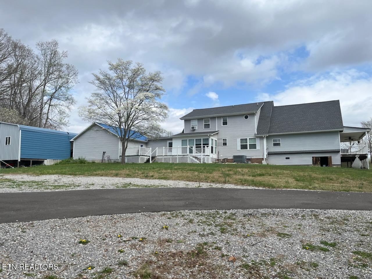 240 Indian Creek Road Jacksboro, TN 37757 - Photo 3 of 24 IMG956241