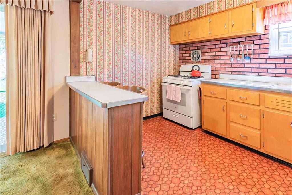 620 Pettigrew Road Irwin, PA 15642 - Photo 5 of 25 Gallery Image 5