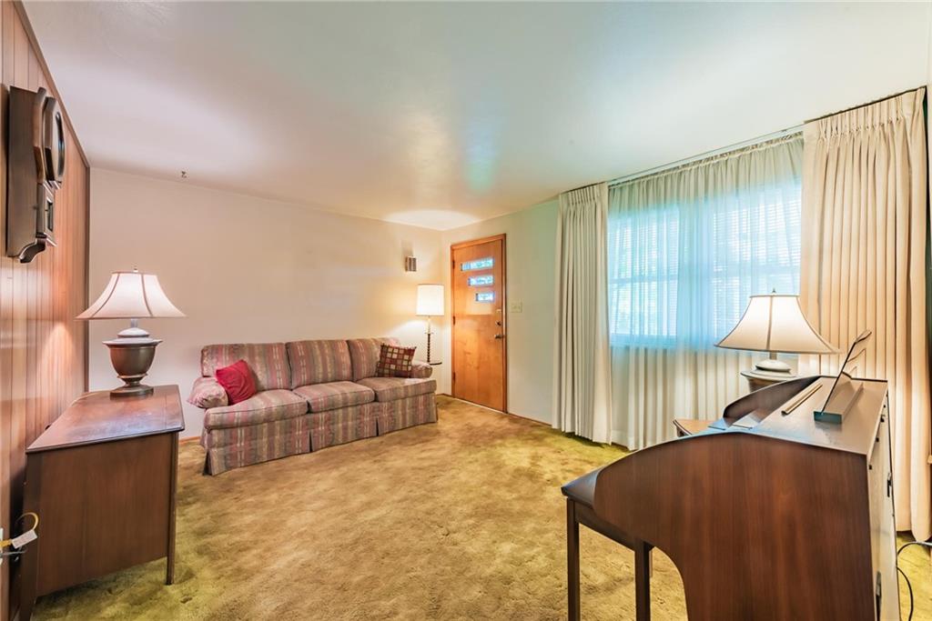 620 Pettigrew Road Irwin, PA 15642 - Photo 8 of 25 Gallery Image 8