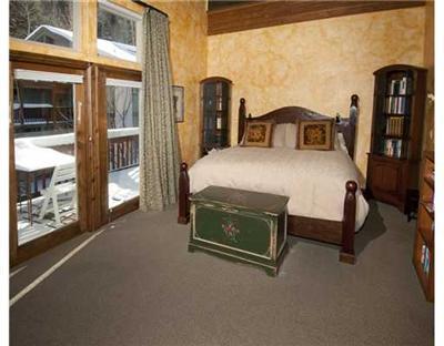 2832 Kinnickinnick Road, Unit A Vail, CO 81657 - Photo 5 of 11 Additional Photo