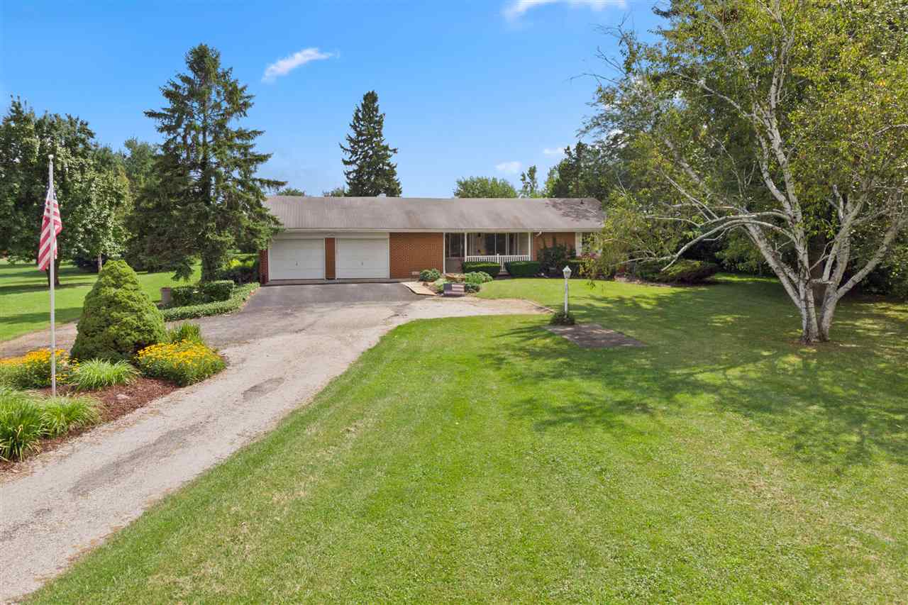 10707 Liberty Mills Road Fort Wayne, IN 46804 - Photo 2 of 36