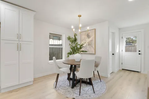 $575,000 | 1630 1/2 Tabor Street, Houston, TX 77009