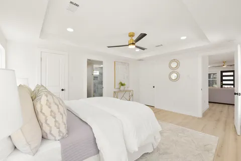 $575,000 | 1630 1/2 Tabor Street, Houston, TX 77009