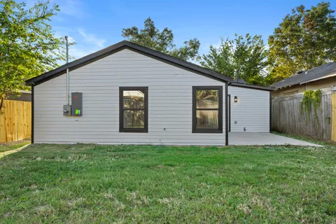 $575,000 | 1630 1/2 Tabor Street, Houston, TX 77009