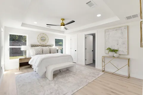 $575,000 | 1630 1/2 Tabor Street, Houston, TX 77009