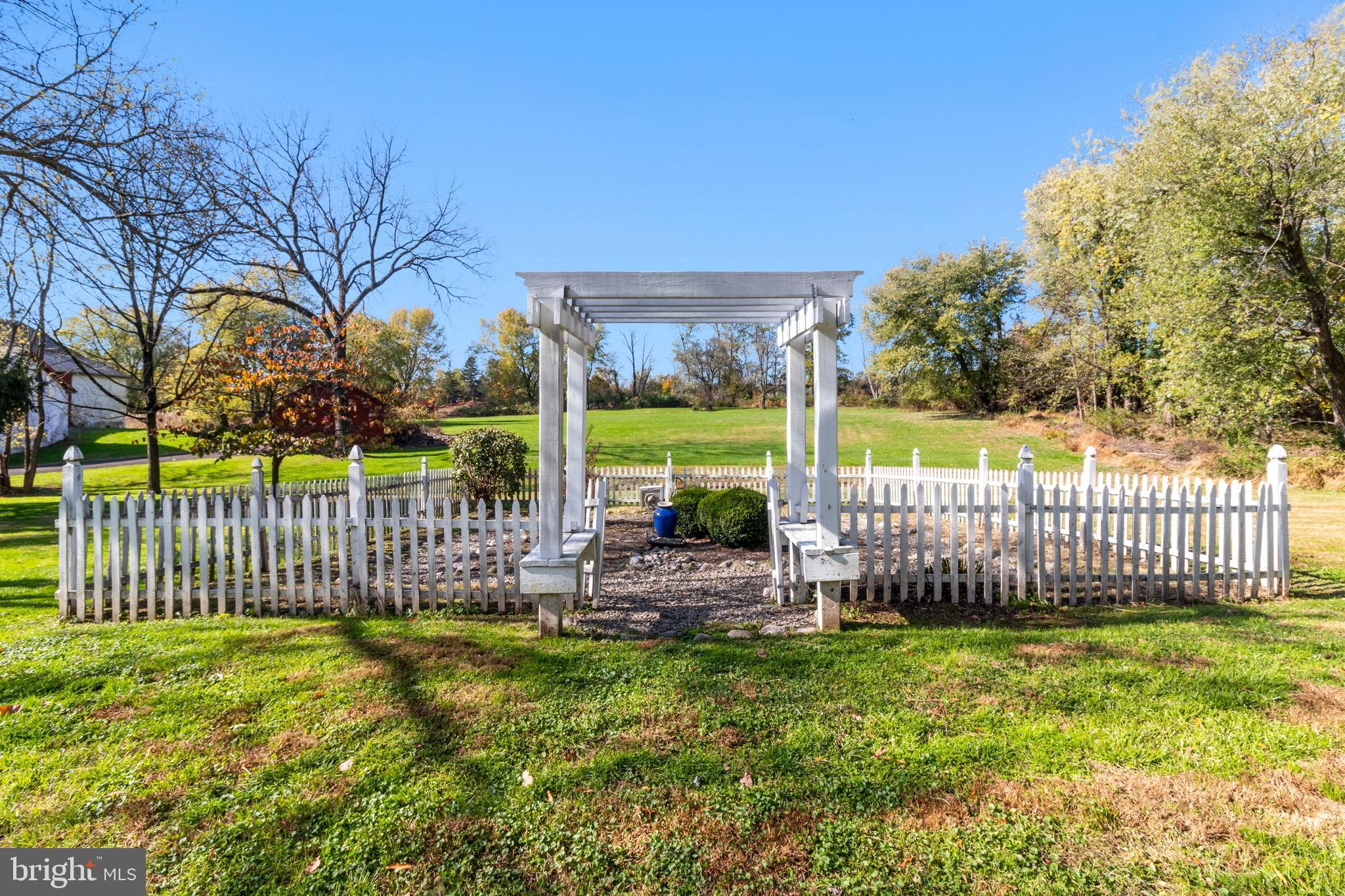 1046 Davis Grove Road Ambler, PA 19002 - Photo 57 of 73 Garden