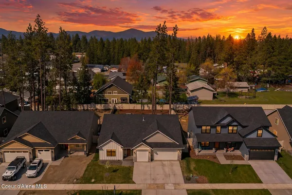 $734,900 | 1967 East Plaza Drive, Post Falls, ID 83854