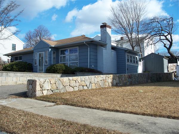 41 Bennett Road Watertown, MA 02472 - Photo 1 of 9 Gallery Image 1