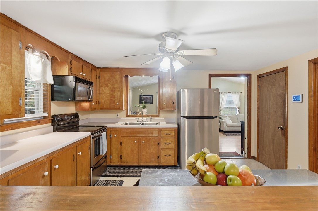 804 Waites Corner Road South Kingstown, RI 02892 - Photo 12 of 49