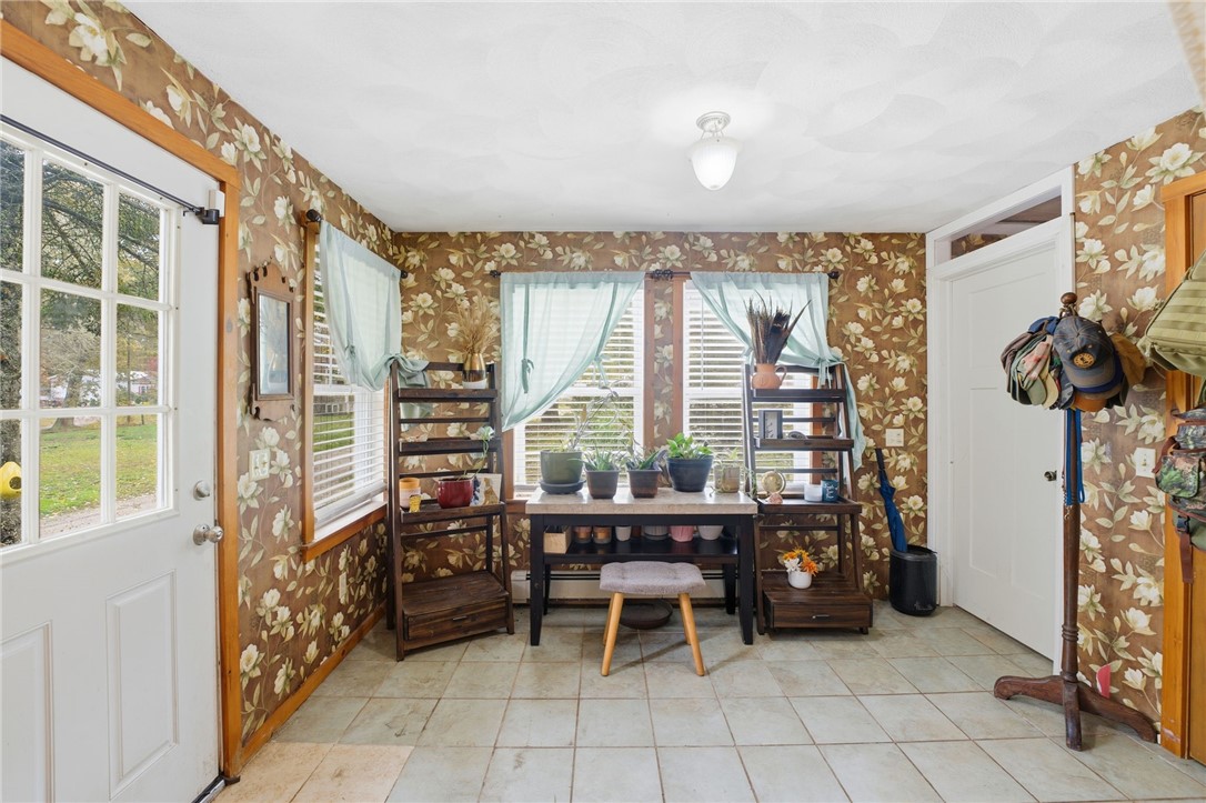 804 Waites Corner Road South Kingstown, RI 02892 - Photo 8 of 49