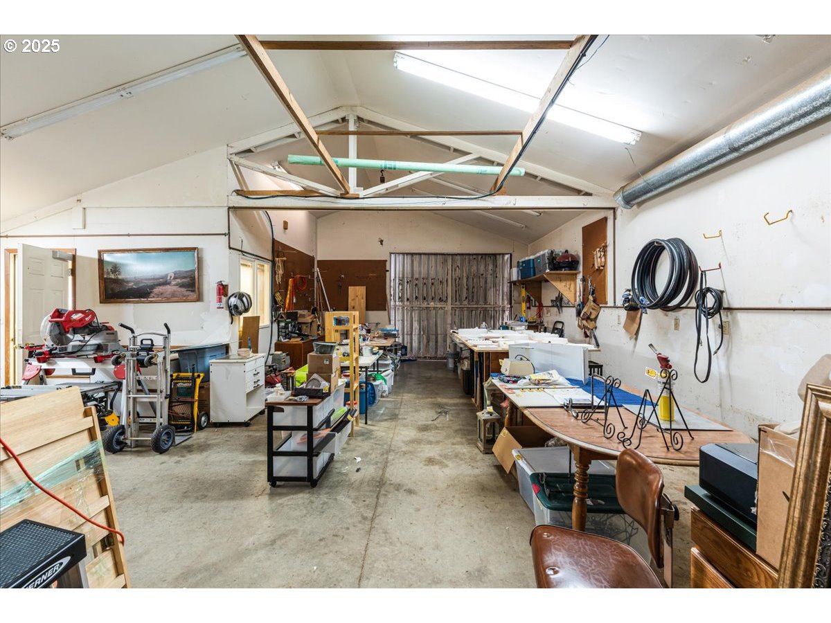 20226 South Ferguson Road Oregon City, OR 97045 - Photo 42 of 48 Gallery Image 42