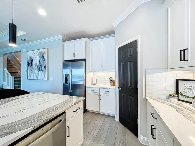 $3,800 | 5559 Trevesta Place, Palmetto, FL 34221