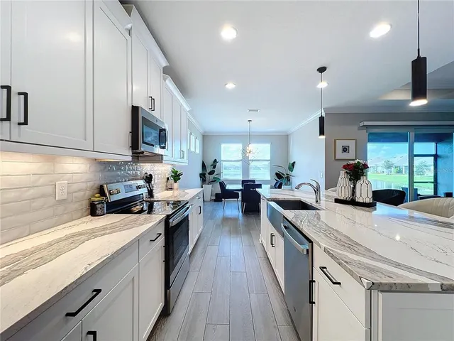 $3,800 | 5559 Trevesta Place, Palmetto, FL 34221