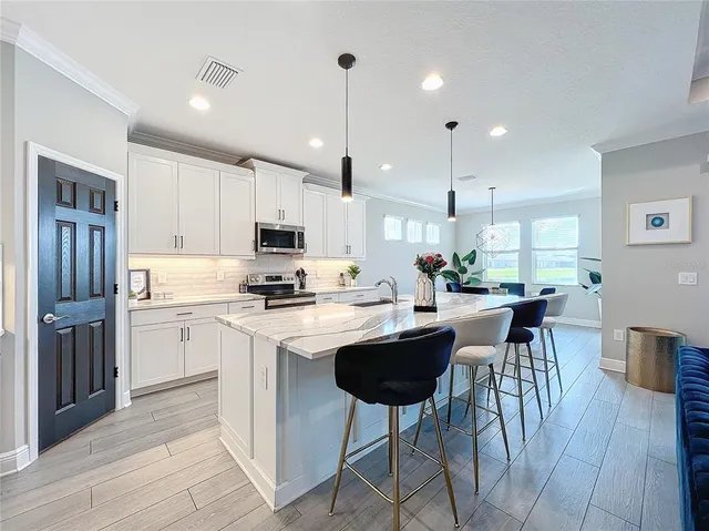 $3,800 | 5559 Trevesta Place, Palmetto, FL 34221