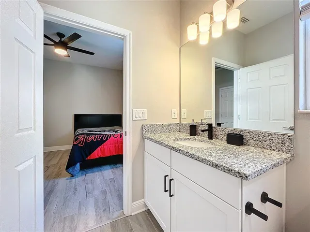 $3,800 | 5559 Trevesta Place, Palmetto, FL 34221