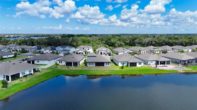 $3,800 | 5559 Trevesta Place, Palmetto, FL 34221