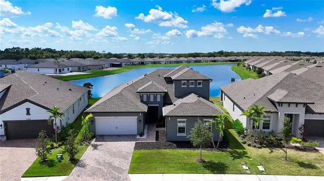 $3,800 | 5559 Trevesta Place, Palmetto, FL 34221