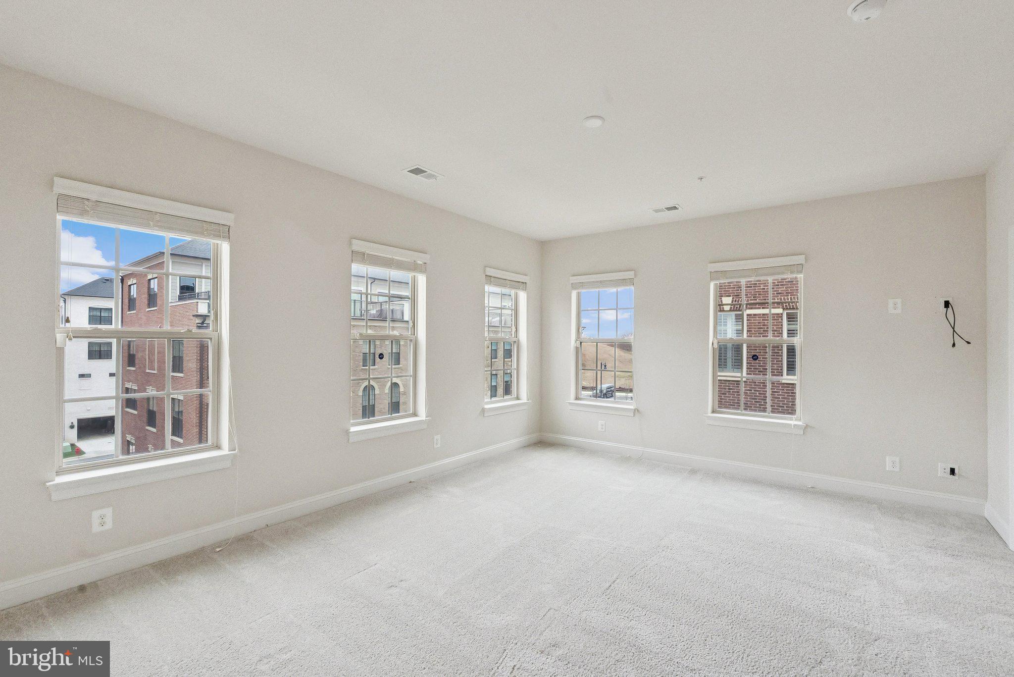 608 Fair Winds Way, Unit 262A Oxon Hill, MD 20745 - Photo 26 of 48 a view of an empty room with a window