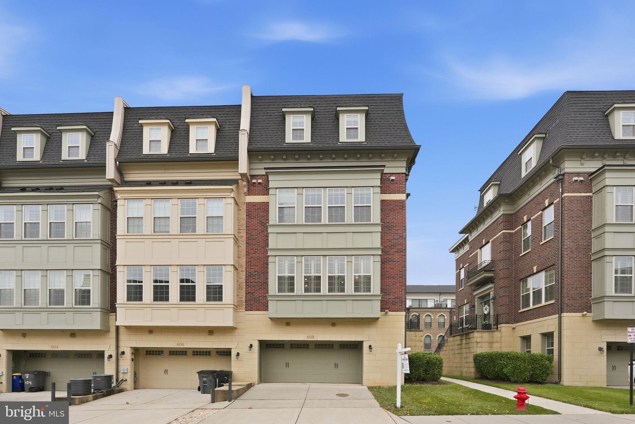 608 Fair Winds Way, Unit 262A Oxon Hill, MD 20745 - Photo 40 of 48 a front view of a building with a street