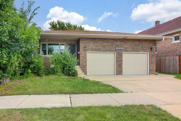 $533,000 | 4009 Forest Avenue, Brookfield, IL 60513