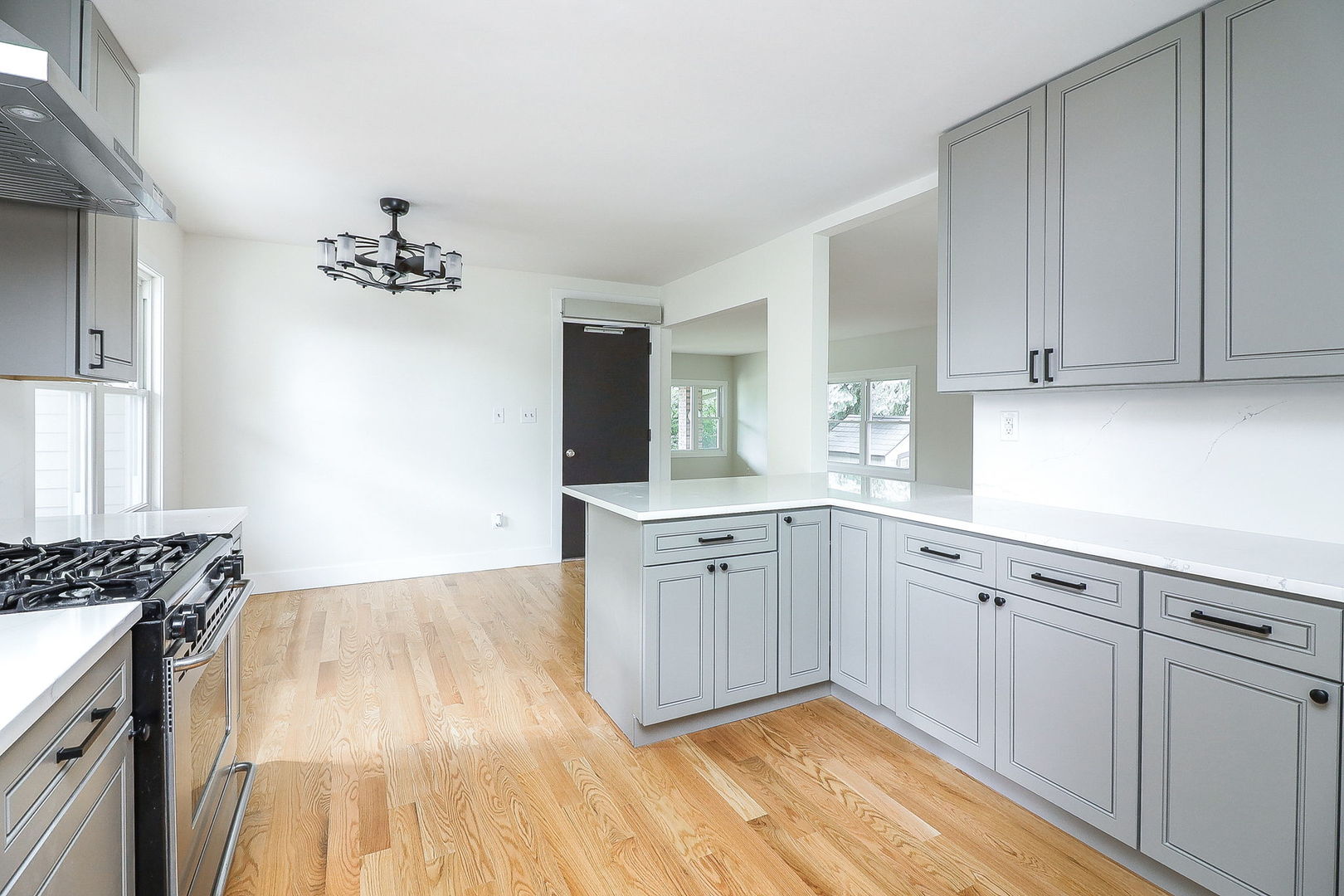 4009 Forest Avenue Brookfield, IL 60513 - Photo 11 of 28